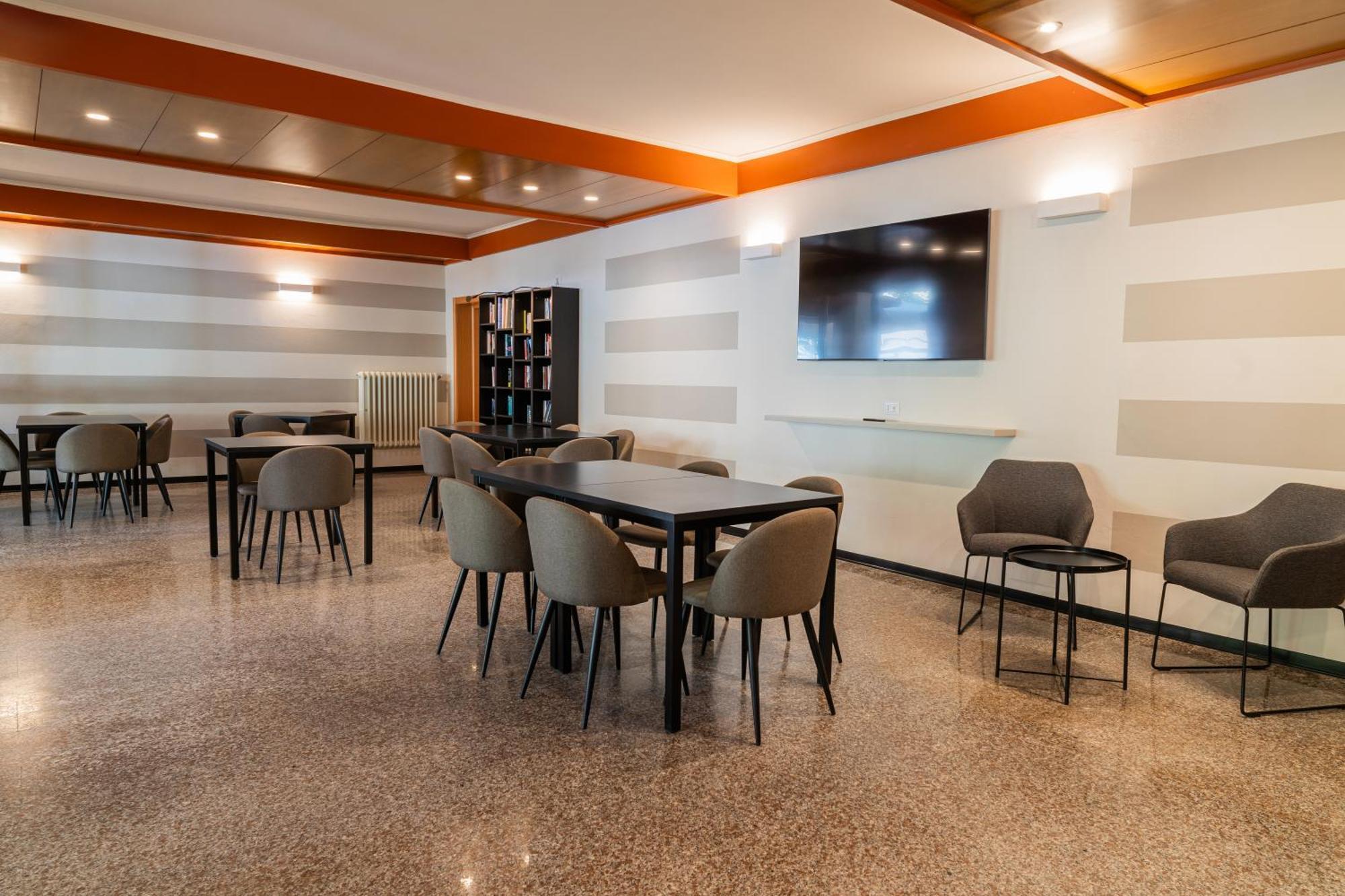 Hotel Ondina E Milazzo Cervia Exterior photo
